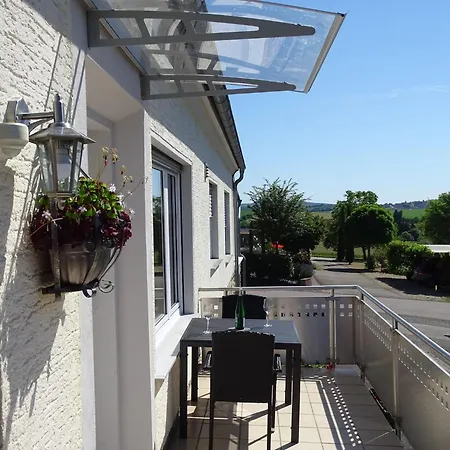 Palzem Riverside Escape, Cleaning Included *